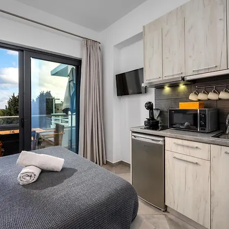 Mamas Poiessa Apartman Haráki